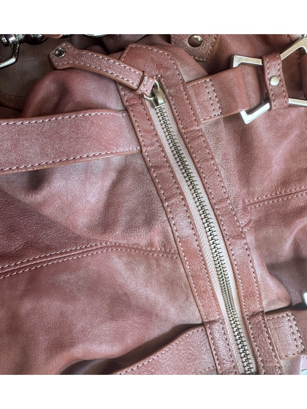 🔥👜 Junior Drake Dusty Rose Leather Bag -- this bag understood the assignment💅 - Picture 15 of 16